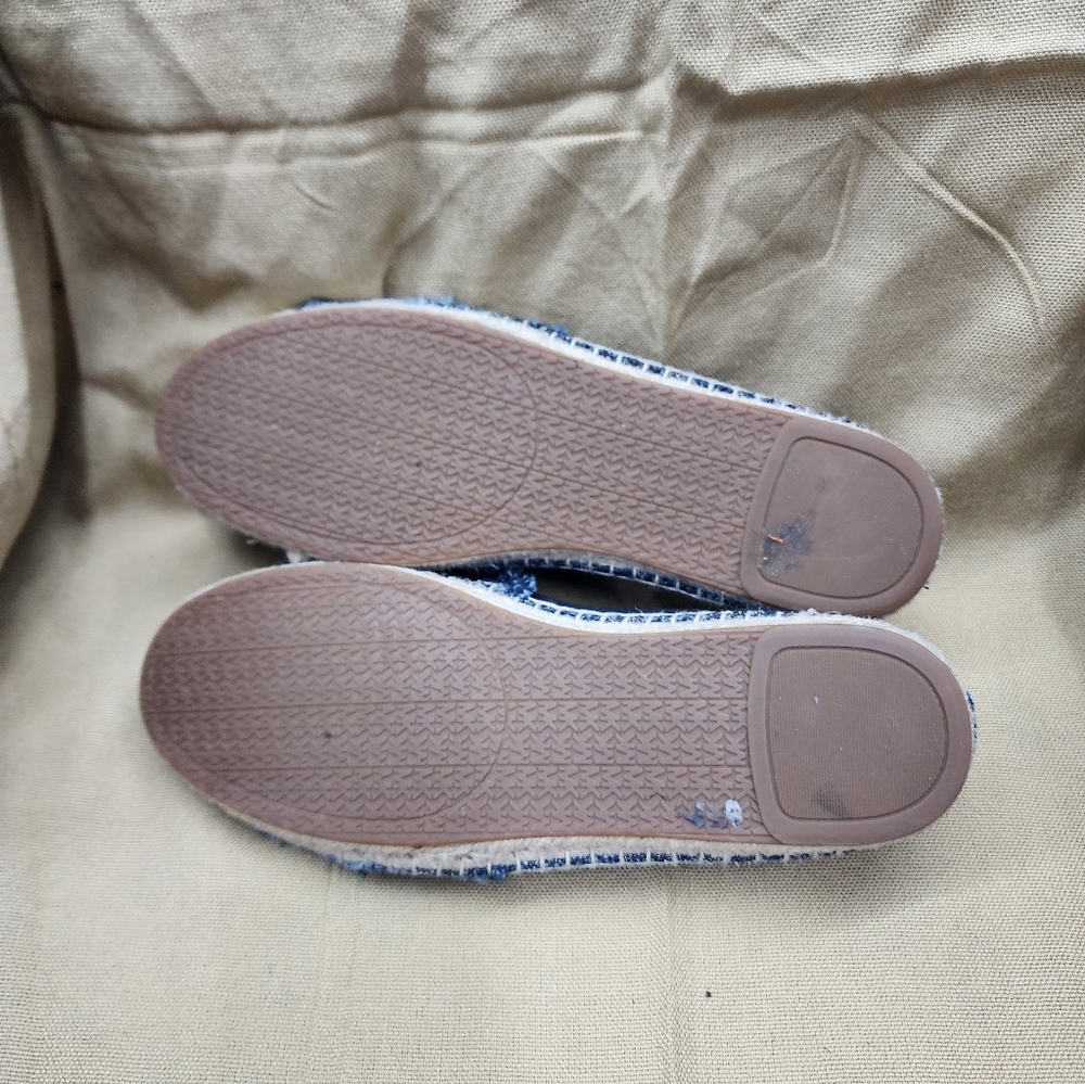 Michael Kors Three Tone Blue Canvas Espadrilles size 7.5 - Picture 3 of 11